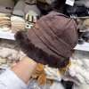 Sombrero Mongol de Invierno Cálido Grueso de Felpa Adelgazante Antienvejecimiento para Mujer con Protección para los Oídos, Sombrero de Pescador Casual Irregular Largo Adelante y Corto Atrás