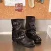 Botas Femininas Empilhadas Plissadas com Fivela de Rebite 2026 Nova Moda Europeia e Americana Botas Curtas de Salto Grosso Botas Curtas Slim Tendência