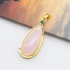 Colgante de gota de agua de jade bañado en oro, estilo bohemio, para mujeres, con incrustaciones de piedras de colores.