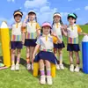 Uniforme Escolar Primário Verão Novo Conjunto de Duas Peças Estilo College Algodão Puro Uniforme de Jardim de Infância Uniforme de Classe para Crianças do Primeiro Ano