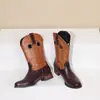 Botas de Caballero Bordadas con Costuras Nuevas Zapatos de Hombre con Botas de Cuero Comercio Exterior Manga Media 4840 Mujer Europeas y Americanas Negras
