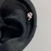 Coleção de Brincos de Hélice de Osso de Orelha de Luxo Leve e Requintada Brincos de Parafuso de Aço Titânio Brincos Versáteis Doces e Cool da Moda para Mulheres