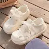 Zapatos Blancos de Malla Transpirable Estilo Coreano Verano 2026 con Cordones Planos Casuales para Patineta Versátiles Zapatos de Pan Ligeros para Mujer