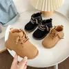 Zapatos para niños, botines estilo Martin para niños, nuevos modelos de otoño e invierno, botines para niñas, botines cortos para bebés niños, estilo británico, cálidos y con forro de felpa, botines amarillos pequeños