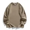 Camiseta listrada solta de manga comprida para homens, estilo primavera e outono, top casual de gola redonda, roupa retrô japonesa para casais, novo modelo da moda