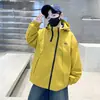 Chaqueta de Estilo Primavera y Otoño para Niños 2026 Nuevo Estilo Ropa de Otoño para Niños Grandes Chaqueta de Esquí Tres en Uno Estilo Fresco Travieso para Niños