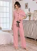 Site Independente da Amazon Conjunto de Pijama Europeu e Americano com Gola Lapela Manga Curta Calça Longa Bordado para Mulheres, Tecido Tipo Algodão 180g de Comércio Exterior