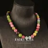 Exquisito elegante geométrico redondo cuentas turmalina cadena de cobre traje de collar de alta calidad Qingdao vintage joyería de la era media
