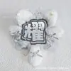 Marca de Apoyo de Celebridades Tela No Tejida Reflectante Colgante Original Hecho a Mano DIY Mercancía de Concierto Decoración para Bolsa Ita
