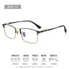 Gafas minimalistas de medio aro para hombre, montura de titanio puro 90018, montura de ceja retro para negocios, montura de gafas para miopía, montura de titanio