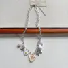 Collar de Cadena para Clavícula con Cuentas Estilo Coreano Ins Jelly Corazón de Amor Margarita para Mujer, Cadena de Cuello Versátil Dulce y Linda Nicho