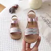 Sandalias de Verano para Niñas, Sandalias Infantiles Brillantes de Punta Abierta, Zapatos de Princesa Ligeros Antideslizantes, Zapatos de Playa de Suela Suave para Niñas