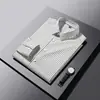 Camisa Masculina de Primavera com Manga Longa Estilo Coreano Slim Fit Casual de Negócios Jovem Listrada Moda Masculina Manga Longa