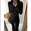 Camiseta blanca de manga larga de longitud media para mujer, nuevo estilo 2026, adecuada para primavera, otoño e invierno, se puede usar como capa interior o exterior, corte ajustado, top de moda