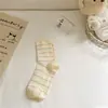 Meias femininas Coreia do Sul Dongdaemun meias listradas de cano médio série Morandi meias de felpa para curling meias femininas da moda retrô japonesa