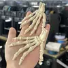 Popular Transfronterizo Colgante de Mano de Esqueleto Impreso en 3D Serie de Halloween Figura Creativa Modelo Regalo de Celebridad de Internet Artesanías