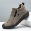 Nuevos zapatos casuales deportivos de otoño para hombre con aumento interno de altura, zapatos de talla grande para hombre, zapatos slip-on de caña alta con suela blanda para hombres de mediana edad y ancianos
