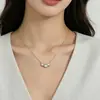 Corrente de Clavícula de Zircônia de Alta Qualidade, Colar de Clavícula Cereja Niche Finamente Brilhante, Pingente de Coração Dourado, Colar Deslumbrante de Strass