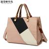 Bolso cruzado de lona impermeable para mujer, bolso de hombro de color liso con cuero de primera capa, suministro de fabricantes de desbordamiento