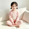 Conjunto de Pijama Ropa Interior para Bebé Niña Ropa de Otoño Pantalones de Otoño Ropa para Casa Conjunto de Dos Piezas Ropa Infantil Venta al por Mayor Ropa para Niñas de Principios de Otoño