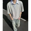Camiseta Gris Rayas Verano Cuello Polo Media Manga Hombres Diseño de Nicho Americana Falsa de Dos Piezas Manga Corta