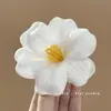 Presilha de Cabelo Flor de Espuma Metálica com Toque de Luxo, Exquisita e Elegante, Estilo Férias na Praia, Presilha Bico de Pato com Design Único, Acessório de Cabelo de Nicho