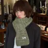 Cachecol de lã tricotado estilo coreano, um novo design outono/inverno, quente, estiloso, versátil, casual, adequado para estudantes e casais, criando um look aconchegante e elegante