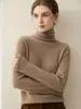 26 nuevos modelos de suéteres de cachemir 100% puro de prêt-à-porter de primera línea para mujer, camiseta base de punto de cuello alto, suéter de invierno
