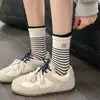 Calcetines de Media Caña con Borde Enrollado de Doble Capa Rayados con Oso Bordado de Dibujos Animados Tendencia Estudiante Deportes al Aire Libre Calcetines Holgados