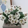 Flores Artificiales Hechas en Fábrica: Pensamientos, Flores Silvestres Pequeñas, Margaritas, Flores Artificiales de Plástico con 5 Ramas y 10 Cabezas, Productos Populares Transfronterizos, Grandes Cantidades en Stock