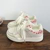Tênis Novos Primavera/Verão 2025 para Mulheres Ins Tendência Versátil Nicho Solado Grosso Sapatos Brancos Casuais Esportivos Sapatos Pão
