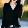 Casaco cardigã de malha de algodão puro com decote em V, novo para outono e inverno, modelagem solta, estiloso, de manga comprida, top feminino simples estilo coreano