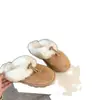 Zapatillas de felpa cerradas y fáciles de poner 2026 Otoño/Invierno Nuevo Estilo Para Exteriores Cómodas Versátiles Cálidas de Piel y Algodón