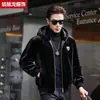 Atacado de novos casacos de pele sintética de veludo mink para outono e inverno para homens, casacos de pele de mink com capuz, jaquetas casuais com pele integrada