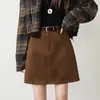 26 Falda Media de Felpa Retro de Gamuza para Mujer Otoño Invierno Versátil con Bolsillo Falda de Cadera Cintura Alta Adelgazante Falda Corta de Línea A Dropshipping