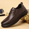 Transfronteiriça Novos Sapatos Casuais Masculinos de Couro com Camada na Ponta Couro Bovino Solado Macio Sapatos de Couro para Homens de Meia-Idade e Idosos Sapatos Masculinos da Moda Dropshipping