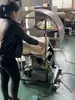 Correa de extremo de ropa acolchada de algodón empacadora máquina de atado de apriete por presión neumática máquina de atado de ropa de algodón con cuerda de hierba de plástico