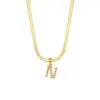 Joyería Popular Transfronteriza Europea y Americana con Colgante de Letra para Mujer Acero Inoxidable Chapado en Oro de 18 Quilates Cadena de Serpiente Plana Collar con Letra de Perla