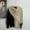 Cachecol Macio Liso Ondulado de Algodão e Linho para Mulheres Outono e Inverno Fino Estilo Literário Retrô Lenço Cachecol Xale Cor Pura