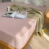 Lençol de Elástico Liso Colorido Dupla Face com um Lado Seda de Gelo e um Lado Veludo de Veado Doméstico Lavável à Máquina Simmons Capa Protetora Saco de Cama à Prova de Poeira