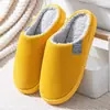 Zapatillas de Algodón para Casa Otoño/Invierno 2026 Zapatillas de Maternidad Unisex Estilo Pareja Antideslizantes Silenciosas de Algodón para Interior con Forro de Felpa para Calidez