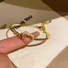 Pulseira Coração Vazado em Zircônia Estilo Francês, Luxo Leve, Sensação de Alto Padrão, Estilo Simples, Fashion, Personalizada, Acessório de Mão Versátil