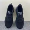 Zapatos deportivos para mujer 2026 primavera/verano nuevos ligeros para viajar casuales transpirables para correr con suela blanda zapatos de viaje zapatos para hombre