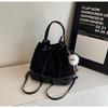 Bolso tipo cubo para mujer 2024 nuevo textura mate moda retro multiusos mochila de hombro bolsa casual de alto valor