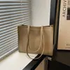 Bolsa Grande e Fashion 2026 Outono Nova Bolsa de Ombro Feminina Versátil para o Trabalho Simples Bolsa Tote de Trabalho