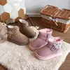 Botas de neve masculinas espessadas e quentes 2026 novo estilo inverno crianças sapatos de algodão tipo pão botas curtas antiderrapantes para meninos com forro de pelúcia