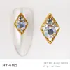 Accesorios para uñas, diamantes de imitación con forma de diamante y base plana, lentejuelas para uñas de aleación plateada, diamantes de imitación para decoración de uñas en stock, venta directa de fábrica, iridiscente