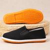 Sapatos de pano Old Beijing Sapatos masculinos Mile Sole feitos à mão Sola de pneu Sapatos de pano preto para pais de meia-idade e idosos Sola de reforço de carne Pano de algodão Absorvente de suor