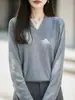 Suéter de Punto de Manga Larga para Mujer 2026 Otoño Nuevo Estilo Coreano Holgado Cuello en V Color Sólido Top con Elementos de Diseño