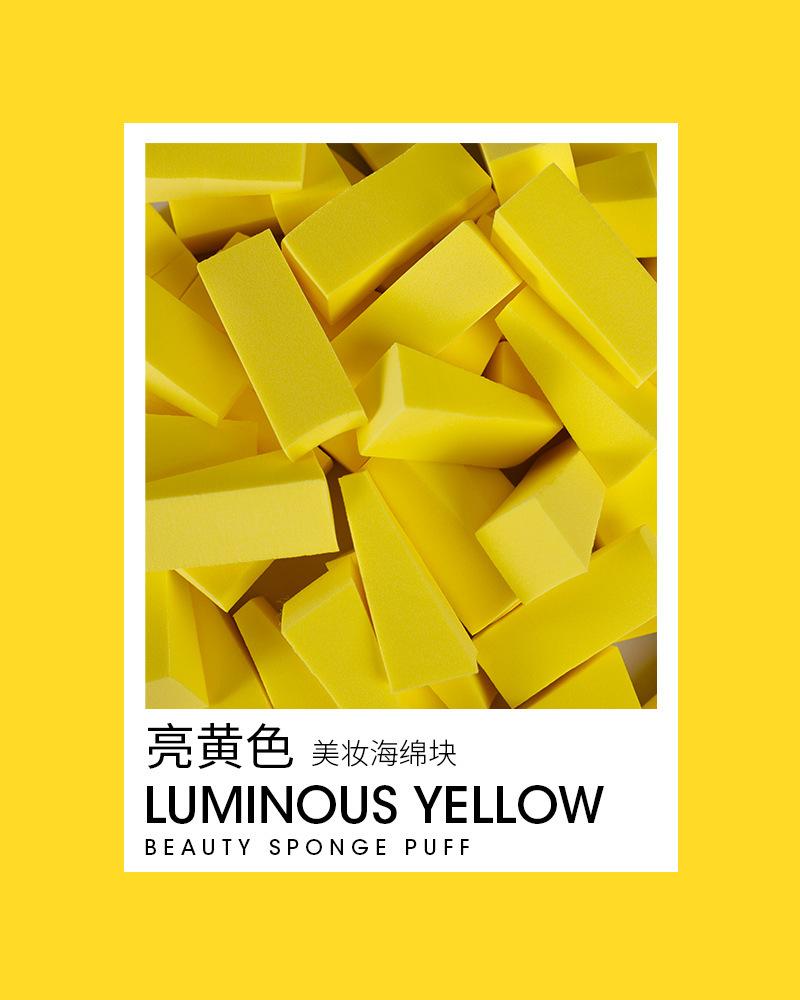 13318544839_169443264